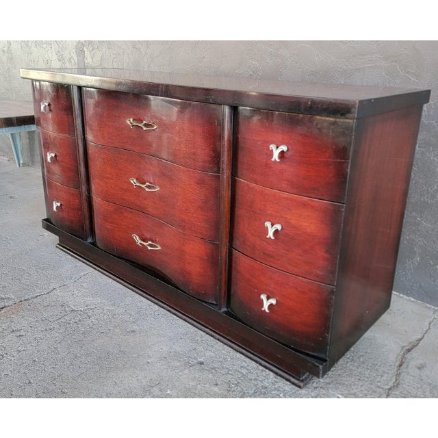 Mid-Century Modern Mahogany Low Dresser For Sale In San Francisco - Image 6 of 18