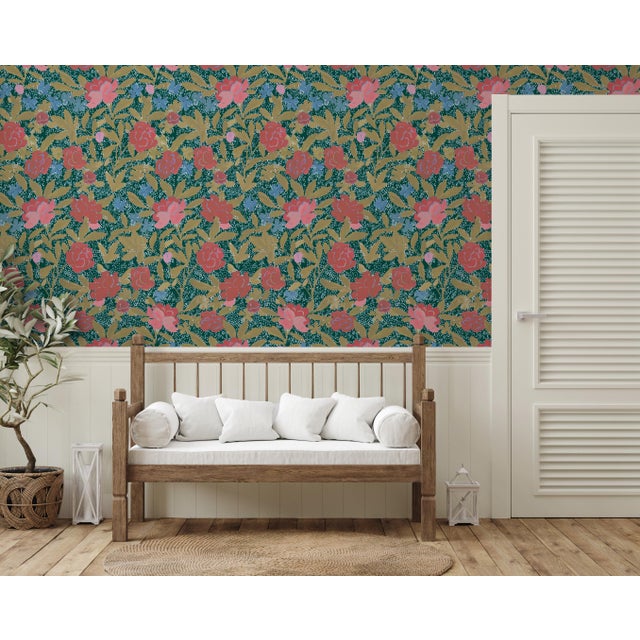 Non-woven fiber-based material with a smooth satin finish. We use the latest digital technology providing the highest...