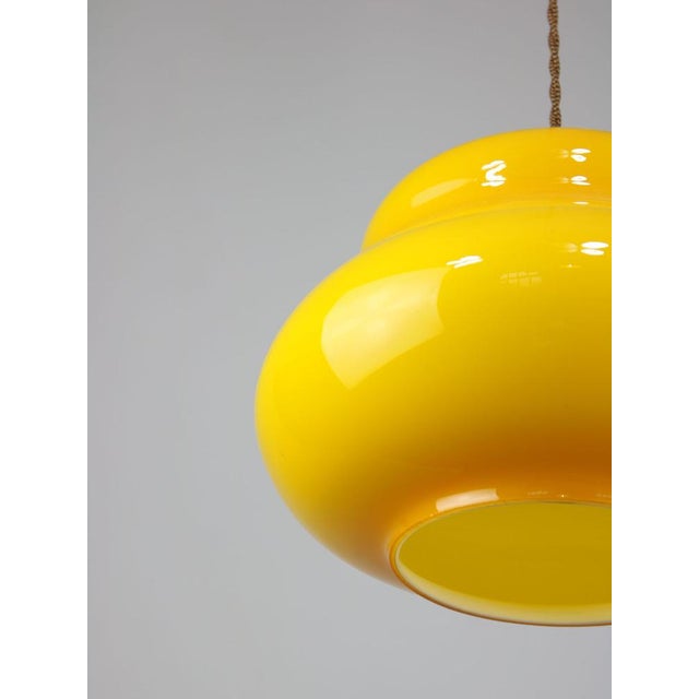 Mid-Century Italian Yellow Glass and Brass Pendant Lamp For Sale - Image 16 of 18