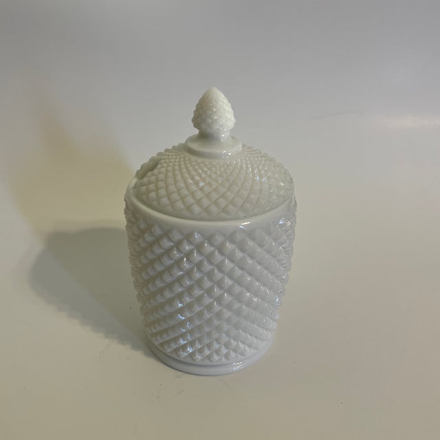 1920s Westmoreland English Hobnail Milk Glass Jam or Honey Jar With Lid and Porcelain Spoon For Sale - Image 9 of 10
