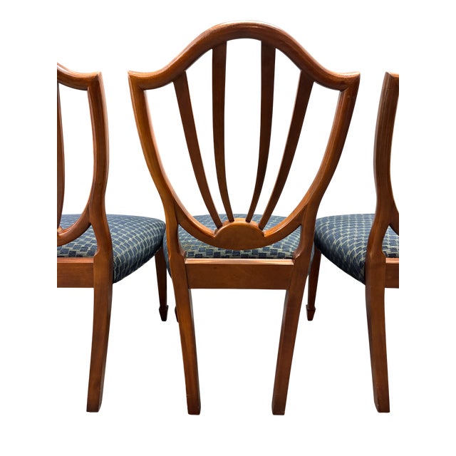 Wood Late 20th Century Baker Furniture Historic Charleston Federal Style Carved Mahogany Shield Back Dining Chairs - A Set of 4 For Sale - Image 7 of 12