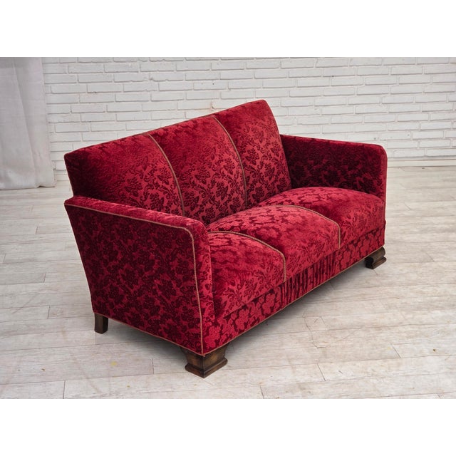 1950s Danish Three-Seater Sofa in Furniture Velour and Oak Wood, 1950s For Sale - Image 5 of 18