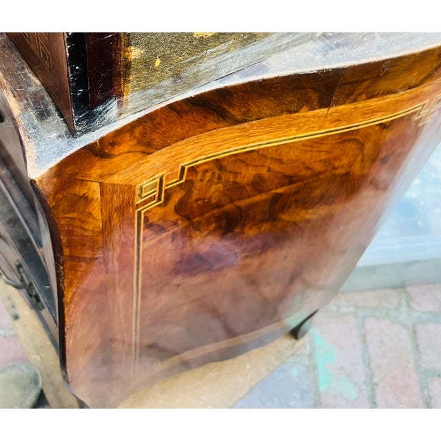A Louis XV-Style Marble-Top Commode Dresser With Exquisite Greek Key Inlay For Sale - Image 12 of 16