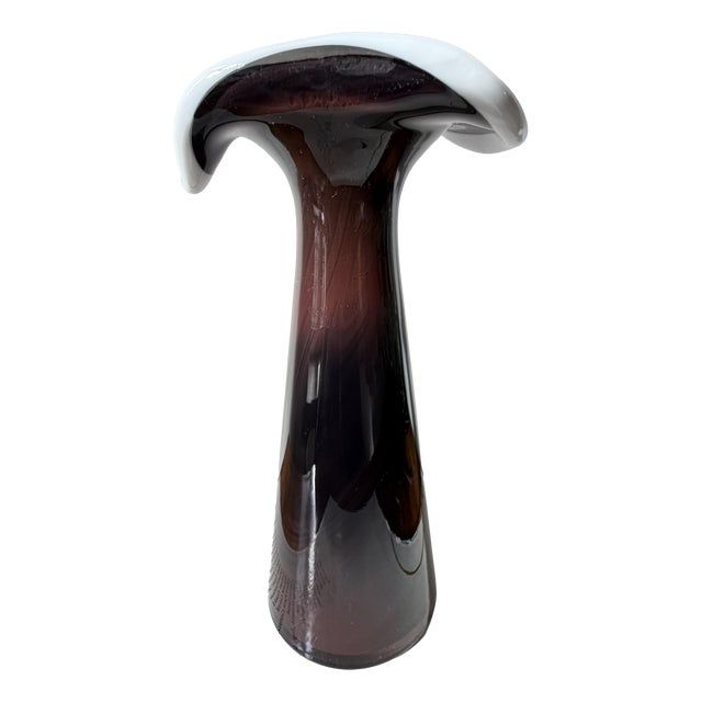 Napoleon Vase in Aubergine and White Opaline by Jerzy Słuczan-Orkusz for Glassworks Tarnowiec, Poland, 1980s For Sale