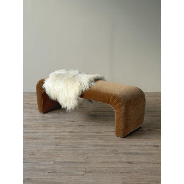 1980s Waterfall Bench in Champagne Cut Mohair For Sale - Image 10 of 10