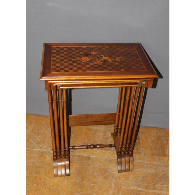 Nesting Tables in Floral Marquetry, 1900s, Set of 4 For Sale - Image 4 of 18