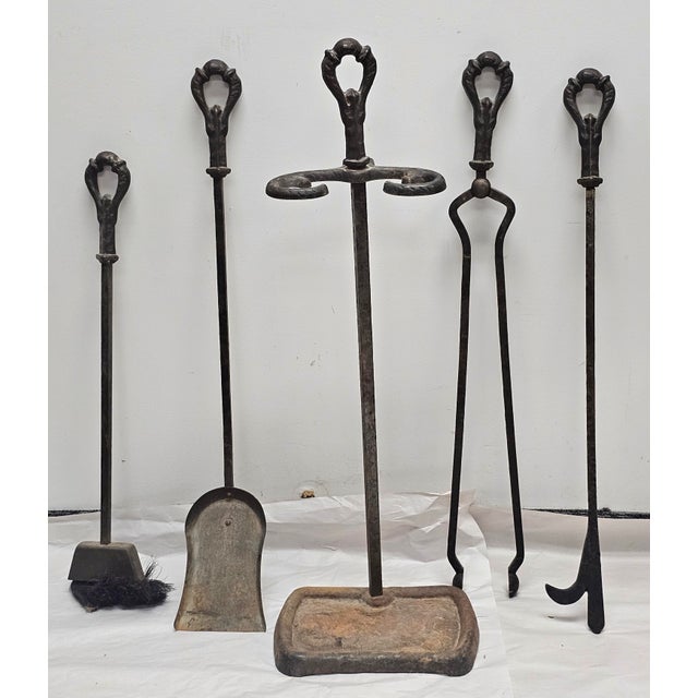 19th Century Forged and Hammered Iron Fireplace Tools Set With Stand For Sale In Washington DC - Image 6 of 8