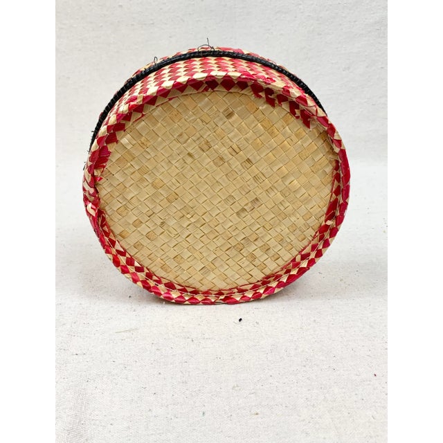 Vintage Raffia Rainbow Trivets-Set of 12 For Sale In New Orleans - Image 6 of 13