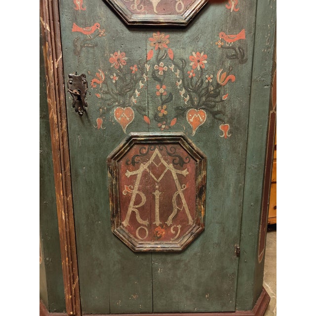 Magnificent Merano wardrobe dated 1809, excellent condition, treated against woodworms and ready to use. Measurements...