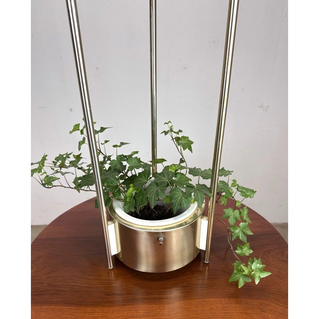 Mid Century Modern Lightolier 3-Tier Planter Table Lamp For Sale - Image 11 of 12