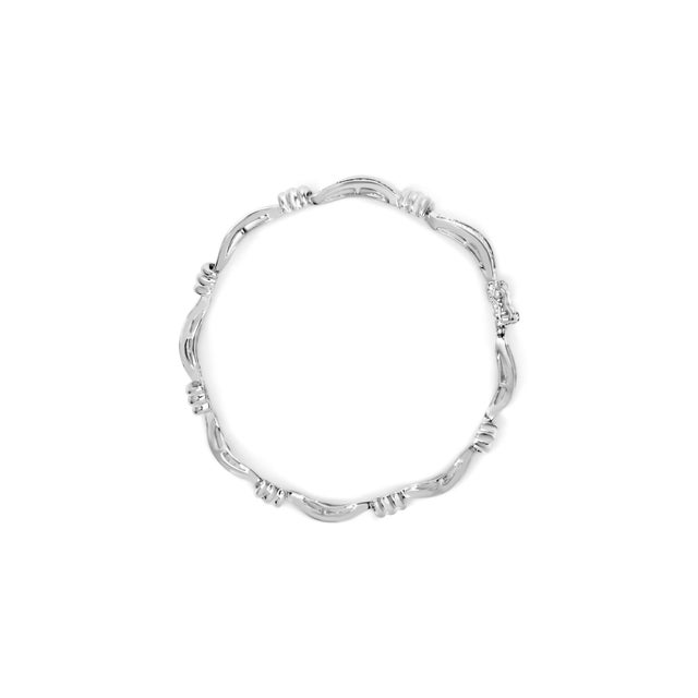 Contemporary 14K White Gold 2.00 Cttw Baguette-Cut Spiral Link 7" Bracelet (G-H Color, SI1-SI2 Clarity) For Sale - Image 3 of 6