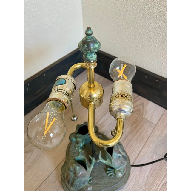 Figurative Vintage Frederick Cooper "Symphony of Frogs" Bronze Table Lamp – Art Nouveau For Sale - Image 3 of 7