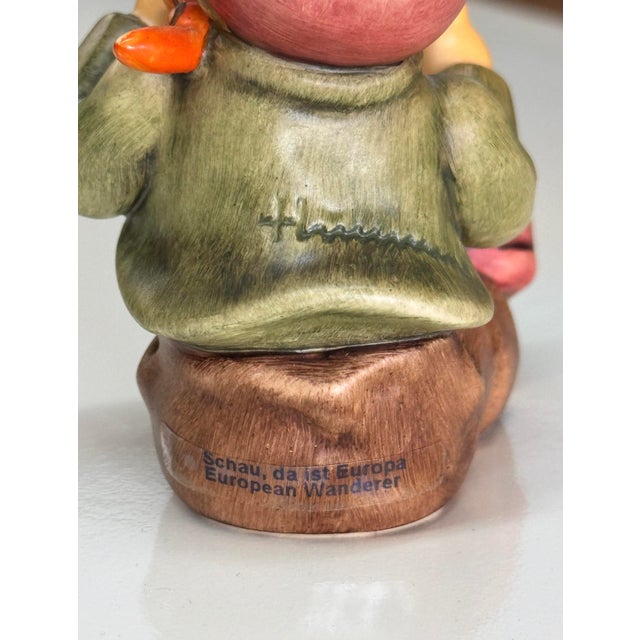 Hummel Goebel Germany European Wanderer 2060 Porcelain Ceramic Figurine 5082b For Sale - Image 16 of 17