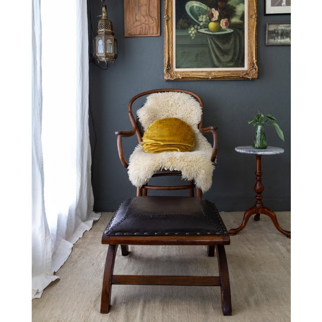1970s Leather and Rosewood X Frame Ottoman or Footstool With Brass Nailhead Trim For Sale - Image 5 of 13