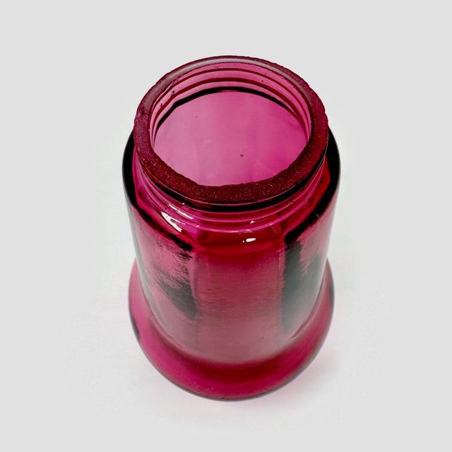 Late 19th Century Victorian Cranberry Glass Shaker Muffineer 5.5” For Sale - Image 5 of 5