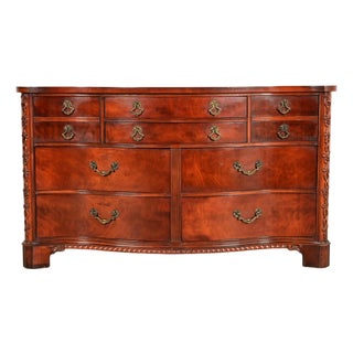 Century Furniture Georgian Carved Flame Mahogany Serpentine Front Ten-Drawer Dresser or Chest of Drawers | Circa 1950s For Sale
