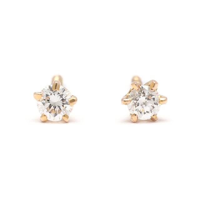 Stones: diamonds, 2 stones round brilliant cut 2.75 mm approximately .16 total carats G-H color, VS2 clarity Length: 3.1...