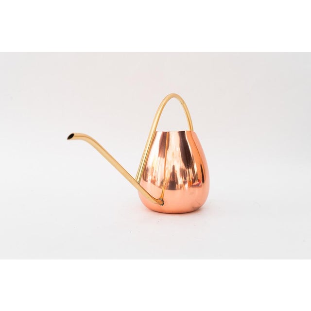 Mid-Century Modern Watering Can in Copper and Brass, Vienna, Austria, 1950s For Sale - Image 3 of 10