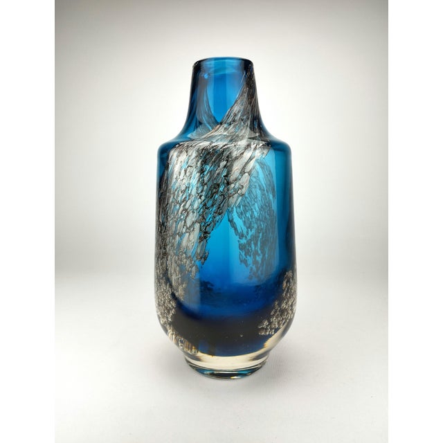Large Blue Glass Vase with Florida Decor by Heinrich Loffelhardt for Schott-Zwiesel, 1970 For Sale - Image 5 of 11