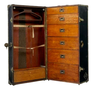 Early 20th Century American Steamer Fitted Chest, 1915