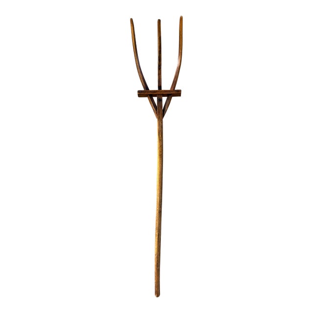 Large 19th Century American Primitive Folk Art Sculptural Hay Fork For Sale