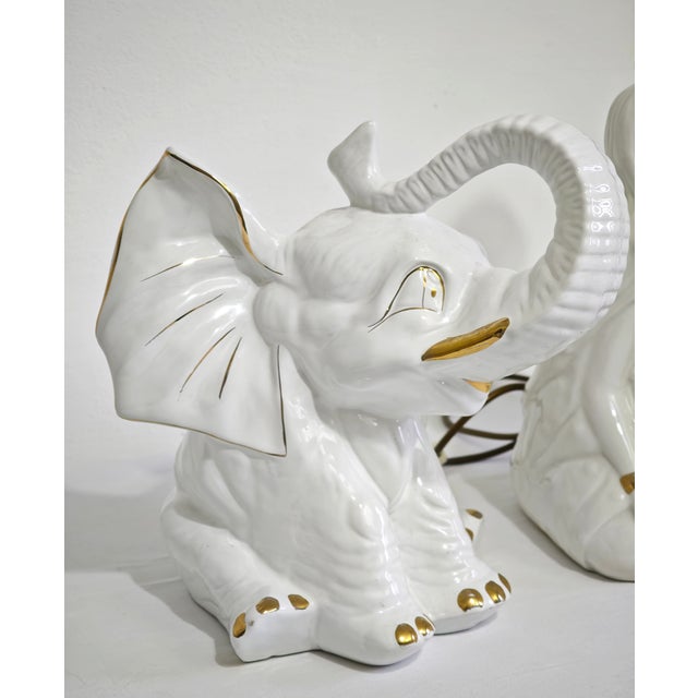 Vintage Table Lamp and Decorative Objects in White Ceramic, Italy, 1970s, Set of 3 For Sale - Image 10 of 12