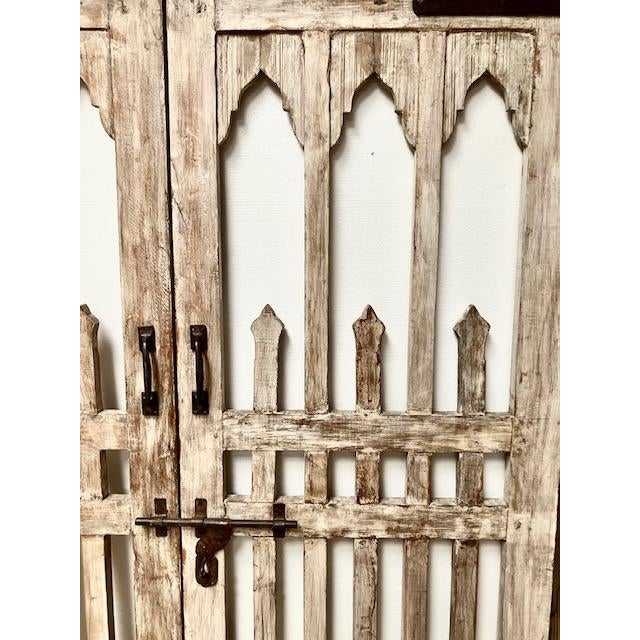 Gate Triple Arch With Spires White Indoor Outdoor For Sale - Image 13 of 13