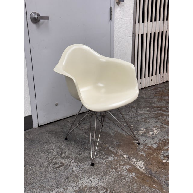 Modern Charles & Ray Eames for Herman Miller Eames Armchair For Sale - Image 3 of 12