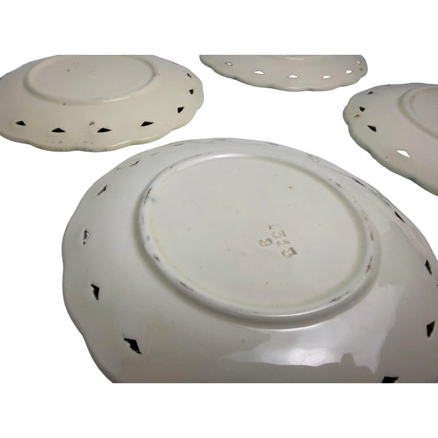 Villeroy & Boch Set of 6 Antique Villeroy & Boch Reticulated Majolica Violet Plates For Sale - Image 4 of 7