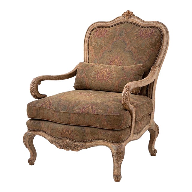 Late 20th Century French Provincial Louis XV Style Carved Armchair by Thomasville With Antiqued Frame & Tapestry Upholstery For Sale