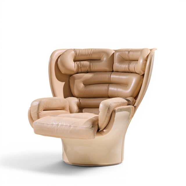 Mid-Century Modern Joe Colombo for Comfort Model 1005 Mid Century Fiberglass and Leather Elda Lounge Chair For Sale - Image 3 of 10