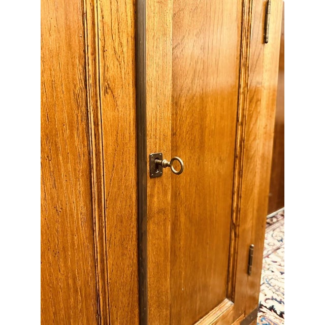 English Bookcase in Oak For Sale - Image 18 of 18