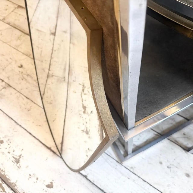 1950s 1950s Gio Ponti Style Mid-Century Modern Brass Shield Italian Wall Mirror For Sale - Image 5 of 14