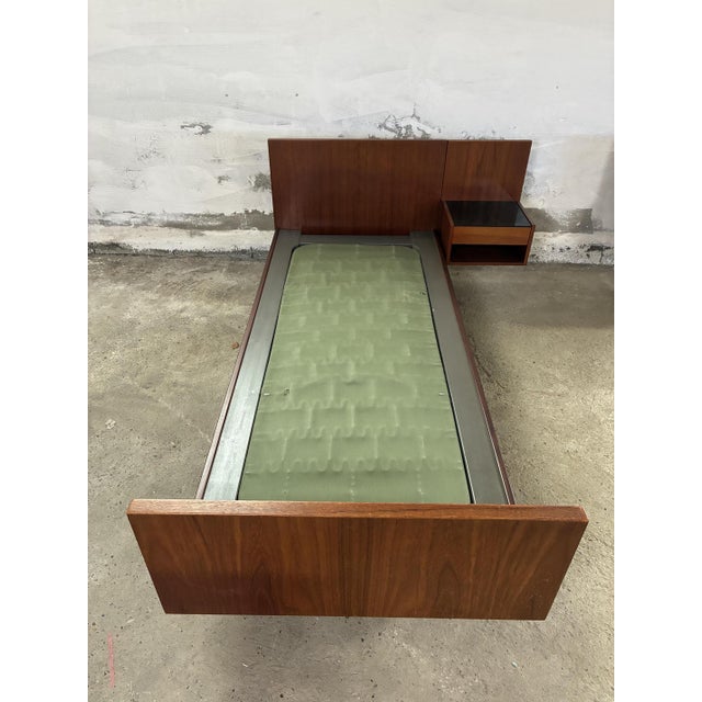 Teak Queensize Bed by Hans J Wegner from Getama, 1960s, Set of 2 For Sale - Image 9 of 13
