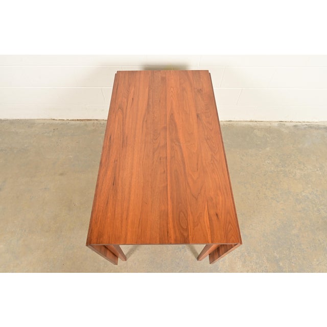 Wood Henkel Harris Federal Solid Walnut Drop Leaf Dining Table, Circa 1960s For Sale - Image 7 of 13
