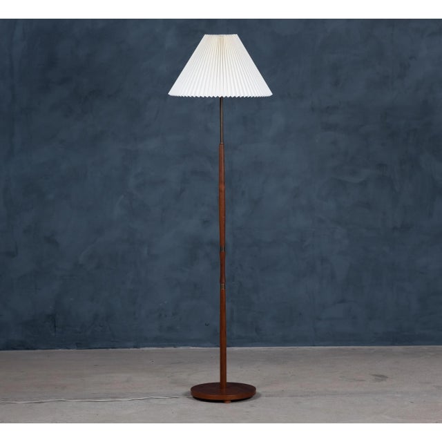 Black Mid-Century Danish Rosewood & Brass Floor Lamp, 1960s For Sale - Image 8 of 8