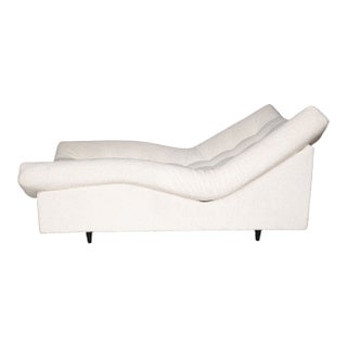 Mid 20th Century Cocoon Style Chaise Lounge, in the Style of Adrian Pearsall For Sale