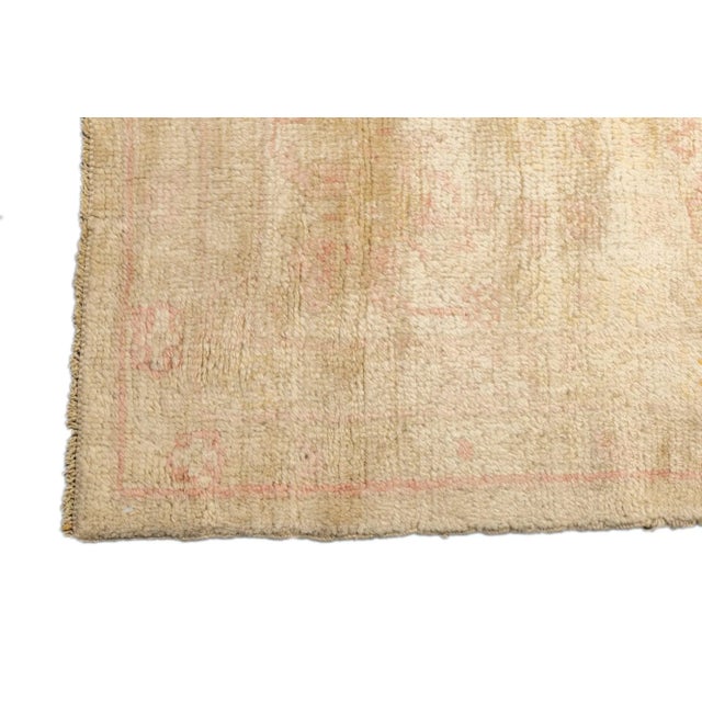 Vintage Beige Ivory Oushak Turkish Area Rug For Sale - Image 9 of 10