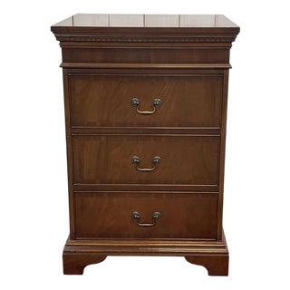 English Mahogany Chest of Drawers, 1950s For Sale