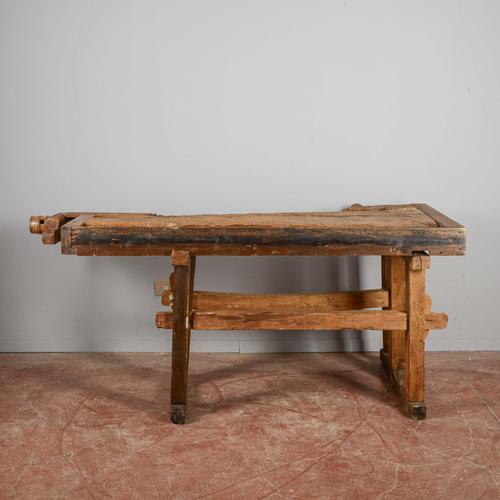 Carpenter's Work Table in Wood For Sale - Image 6 of 9