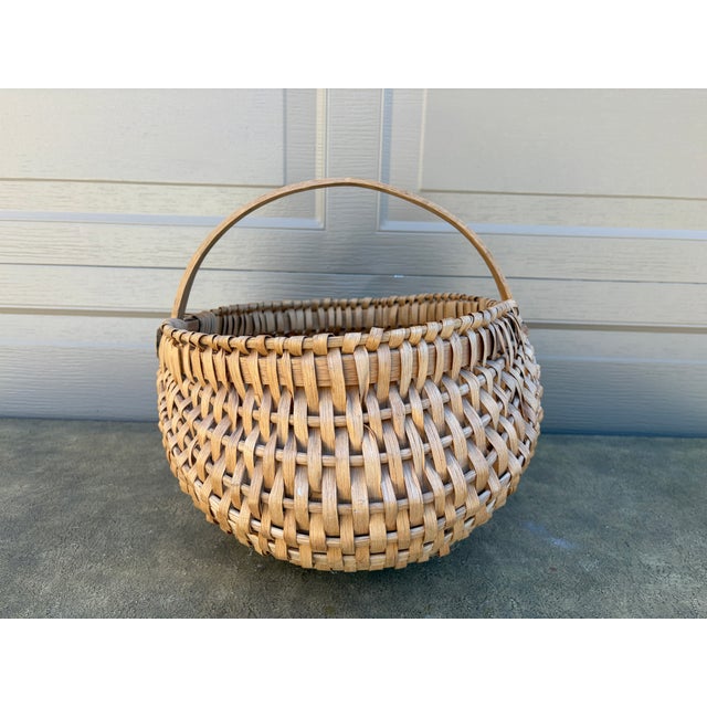 Late 19th Century American Oak Splint Basket With Bentwood Handle For Sale In South Bend - Image 6 of 10