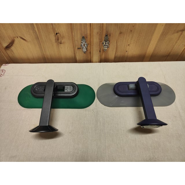 Wall Lamp by Perry King and Santiago Miranda for Arteluce, 1970s For Sale - Image 3 of 4