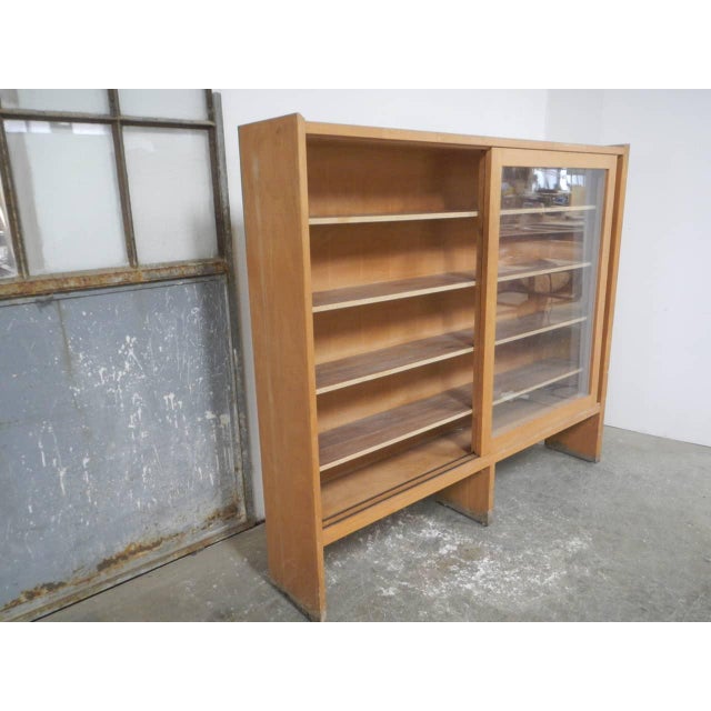 Fir Blockboard Bookcase, 1970s For Sale - Image 4 of 13