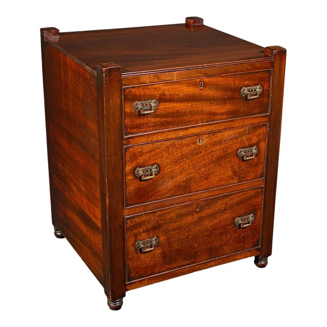 1780's Antique Gentleman's Nightstand For Sale