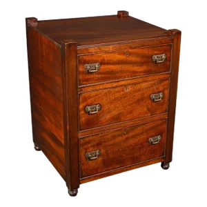 1780's Antique Gentleman's Nightstand