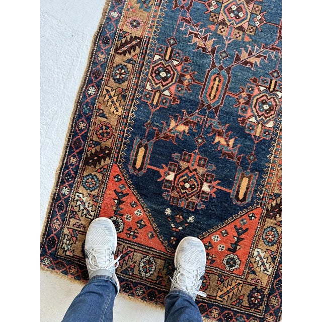 1910s Antique NW Persian Bakshayesh Runner Coral Wool Foundation Rug 3.2 x 7.10 For Sale - Image 5 of 7