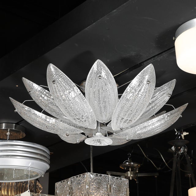 Late 20th Century Modernist Hand-Blown Murano Glass Reeded Leaf Form Chandelier W/ 24k White Gold For Sale - Image 18 of 18