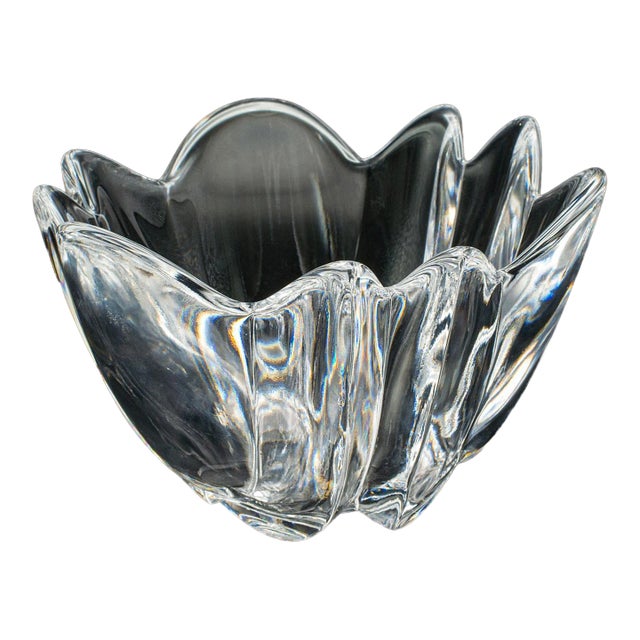 1970's Vintage Lily Shaped Bowl For Sale