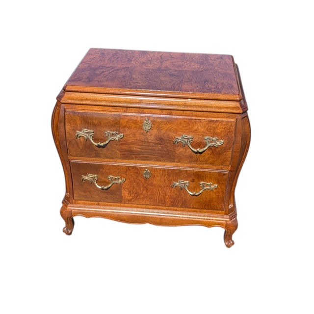 Vintage Henredon Louis XV Style Burl Wood King Headboard & Bombe Nightstands, Set of 3 (Circa 1980s) For Sale - Image 14 of 18