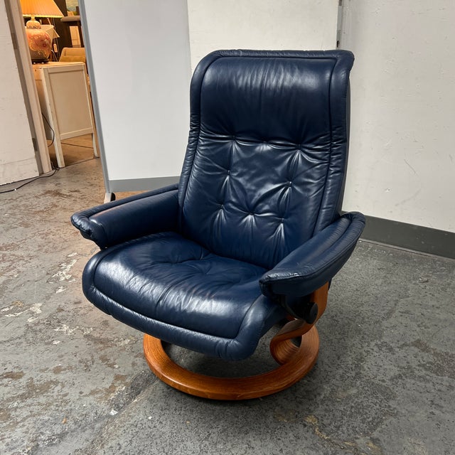 Vintage Ekornes Swivel Stressless Navy Blue Recliner Chairish